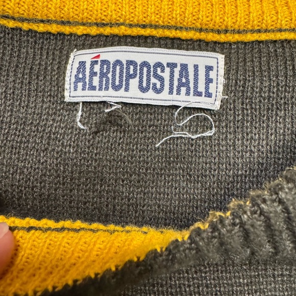 🖤💛 Vintage Aeropostale Black Yellow Stripe Crewneck Sweater Men’s M 🧥 - Picture 4 of 4